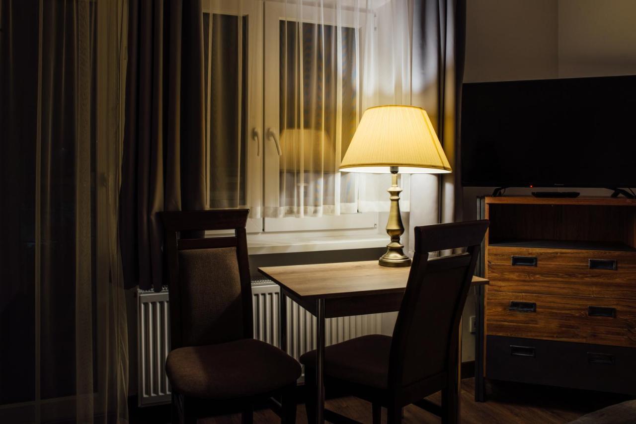 Motelik Janowski Szprotawa エクステリア 写真