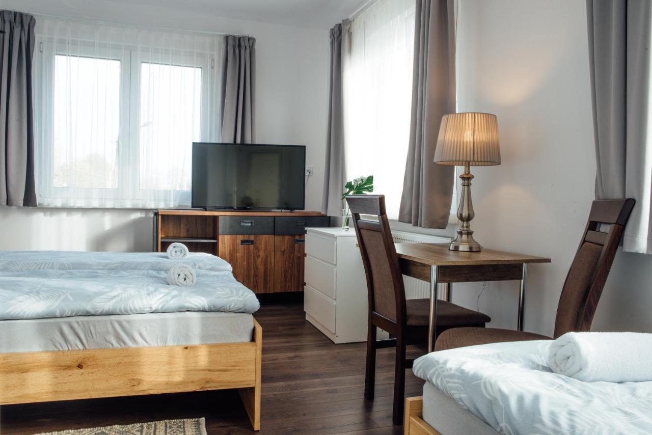 Motelik Janowski Szprotawa エクステリア 写真